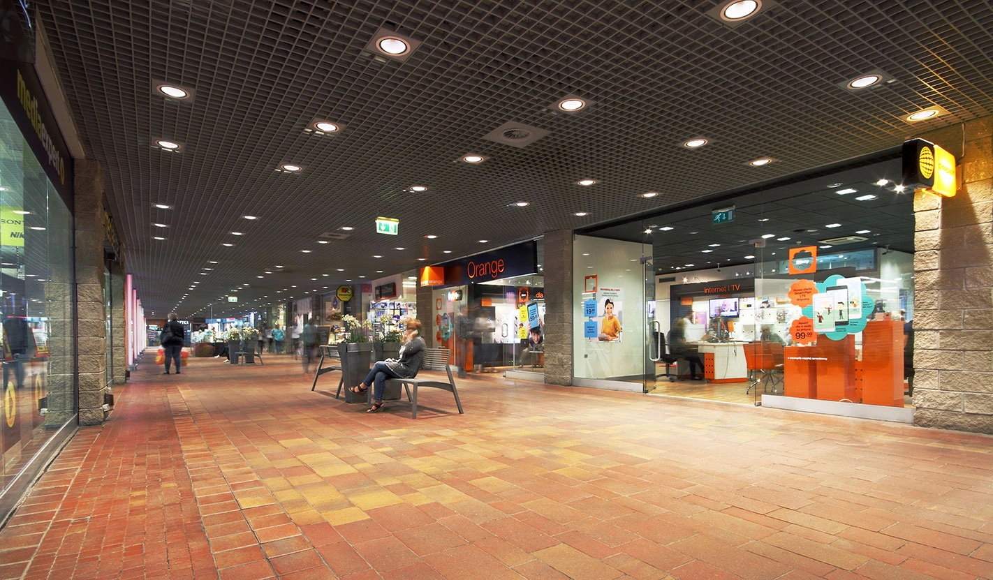 Oświetlenie galerii handlowych