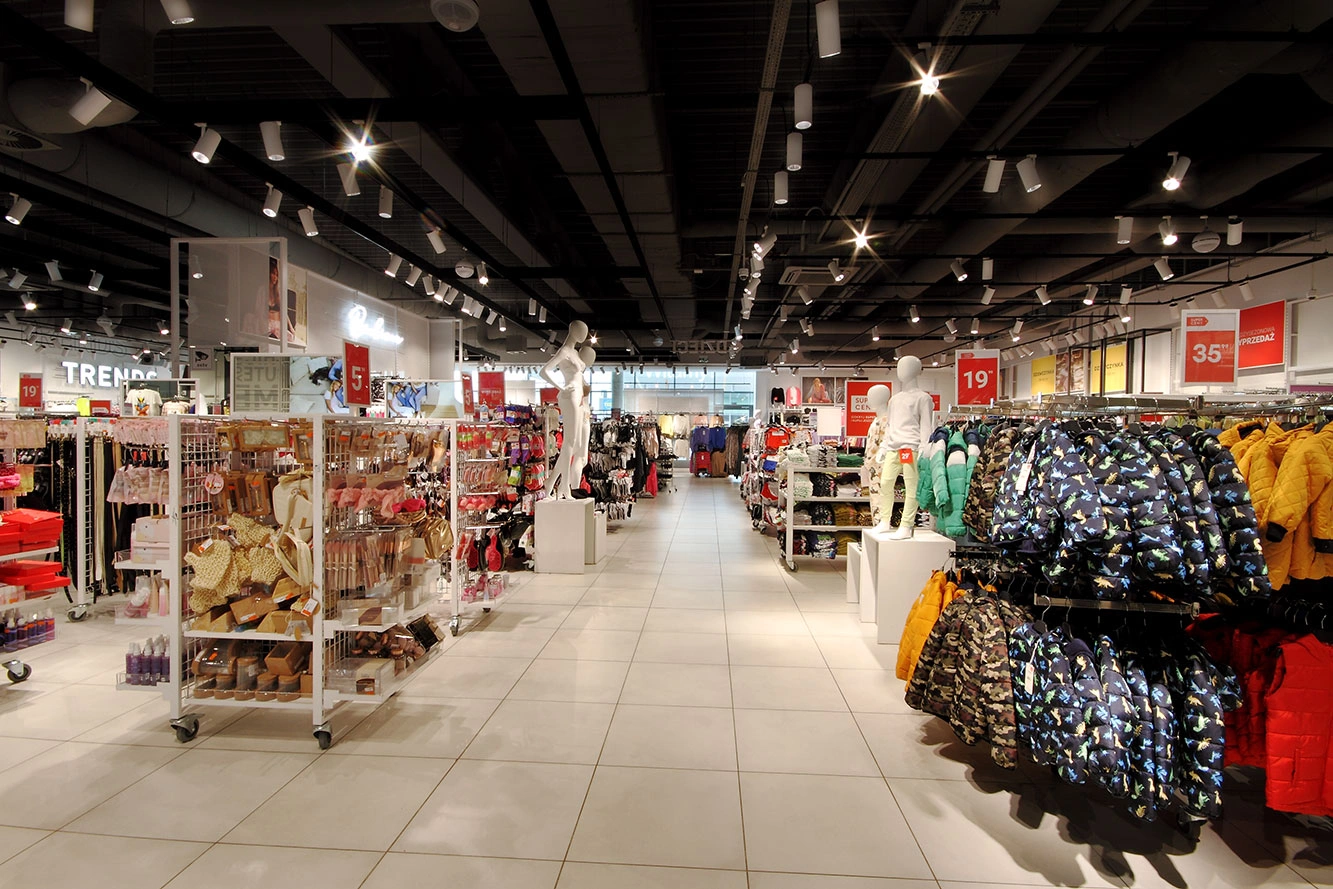 oswietlenie-galerii handlowych-2 Oświetlenie galerii handlowej