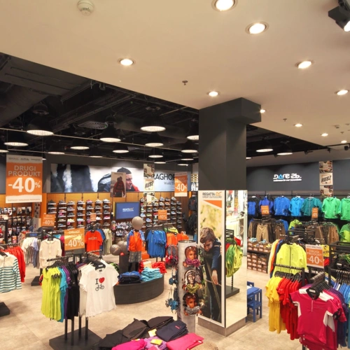 oświetlenie dla galerii handlowych